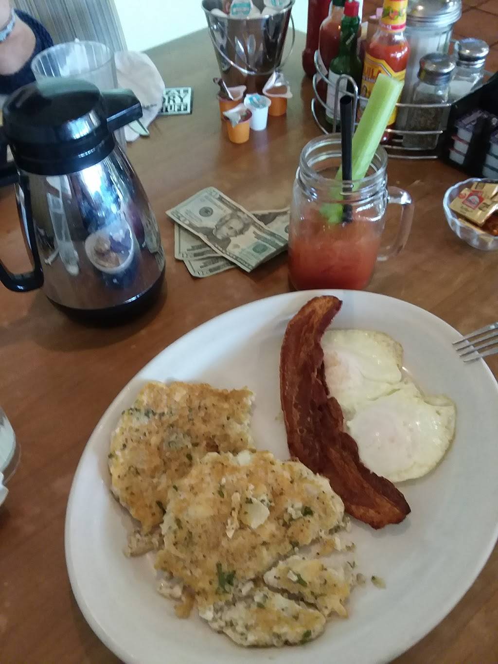 Oakbrook Plaza | shopping mall | 1724-1772 E Avenida De Los Arboles, Thousand Oaks, CA 91360, USA | 2135532200 OR +1 213-553-2200