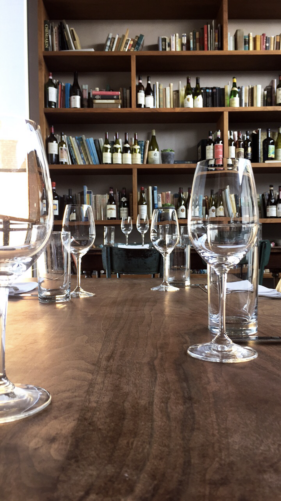 The Tasting Kitchen | restaurant | 1633 Abbot Kinney Blvd, Venice, CA 90291, USA | 3103926644 OR +1 310-392-6644