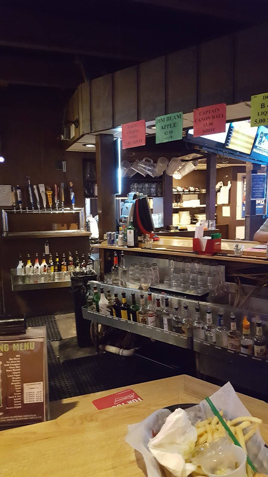 Stadium Sports Club & Pizza | restaurant | 4015 Algonquin Rd, Rolling Meadows, IL 60008, USA | 8473972440 OR +1 847-397-2440