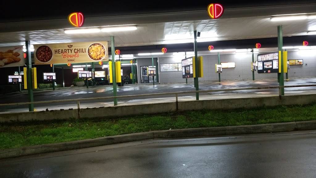 Sonic Drive-In | restaurant | 16401 Nacogdoches Rd, San Antonio, TX 78247, USA | 2105906670 OR +1 210-590-6670