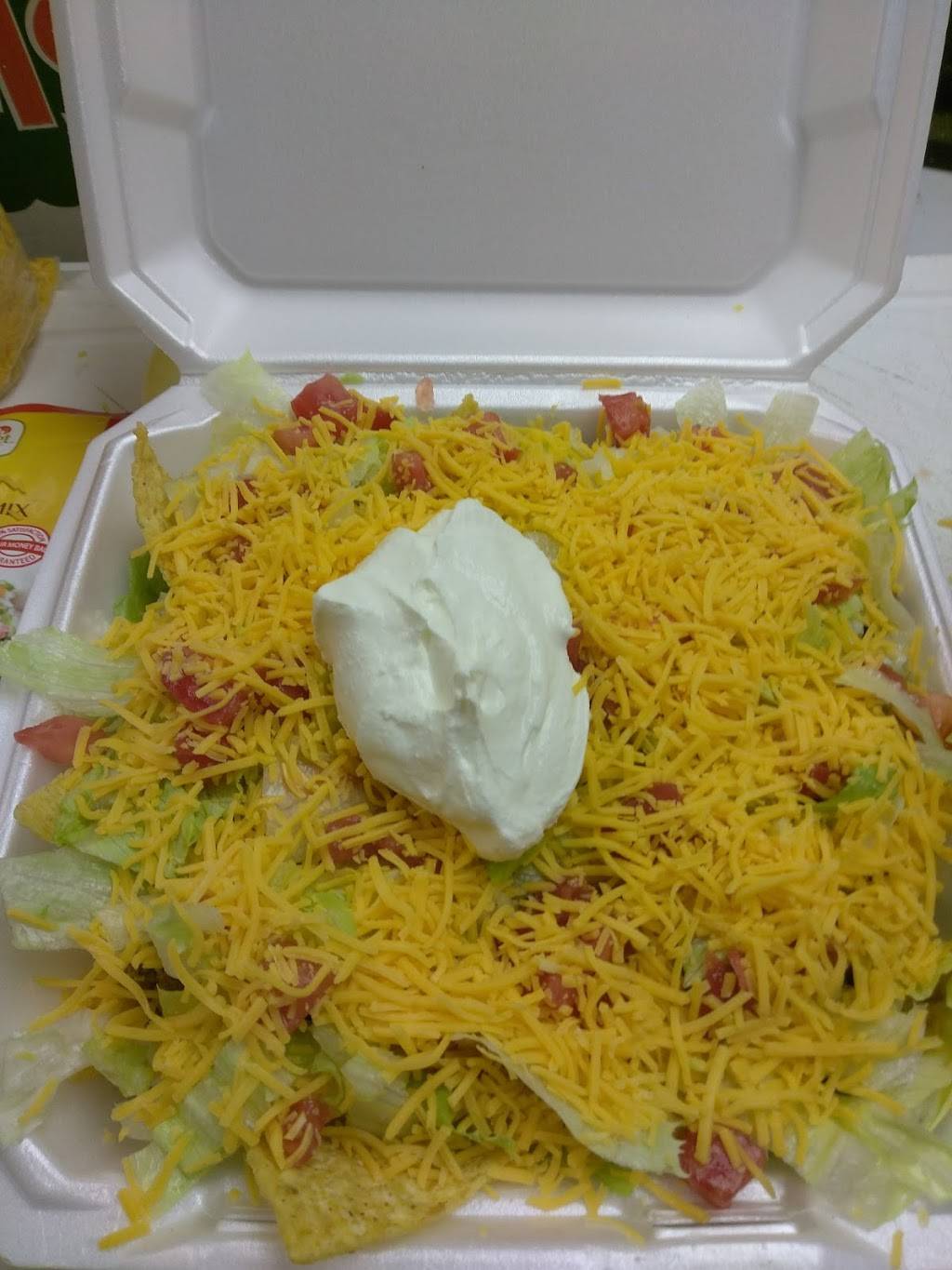 HomeTown Market | restaurant | 2110 N 18 St, Kansas City, KS 66104, USA | 9135756394 OR +1 913-575-6394