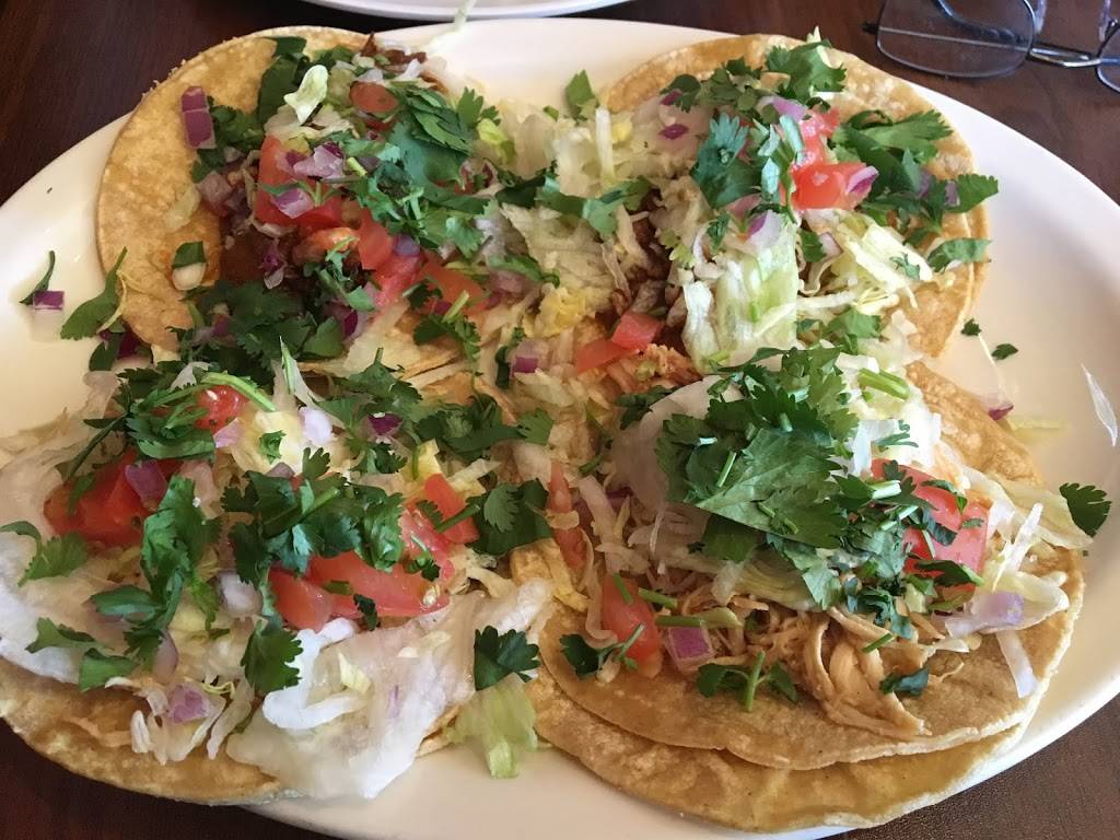 La Casa de Alberto | restaurant | 624 W National Ave, Milwaukee, WI 53204, USA | 4146435715 OR +1 414-643-5715