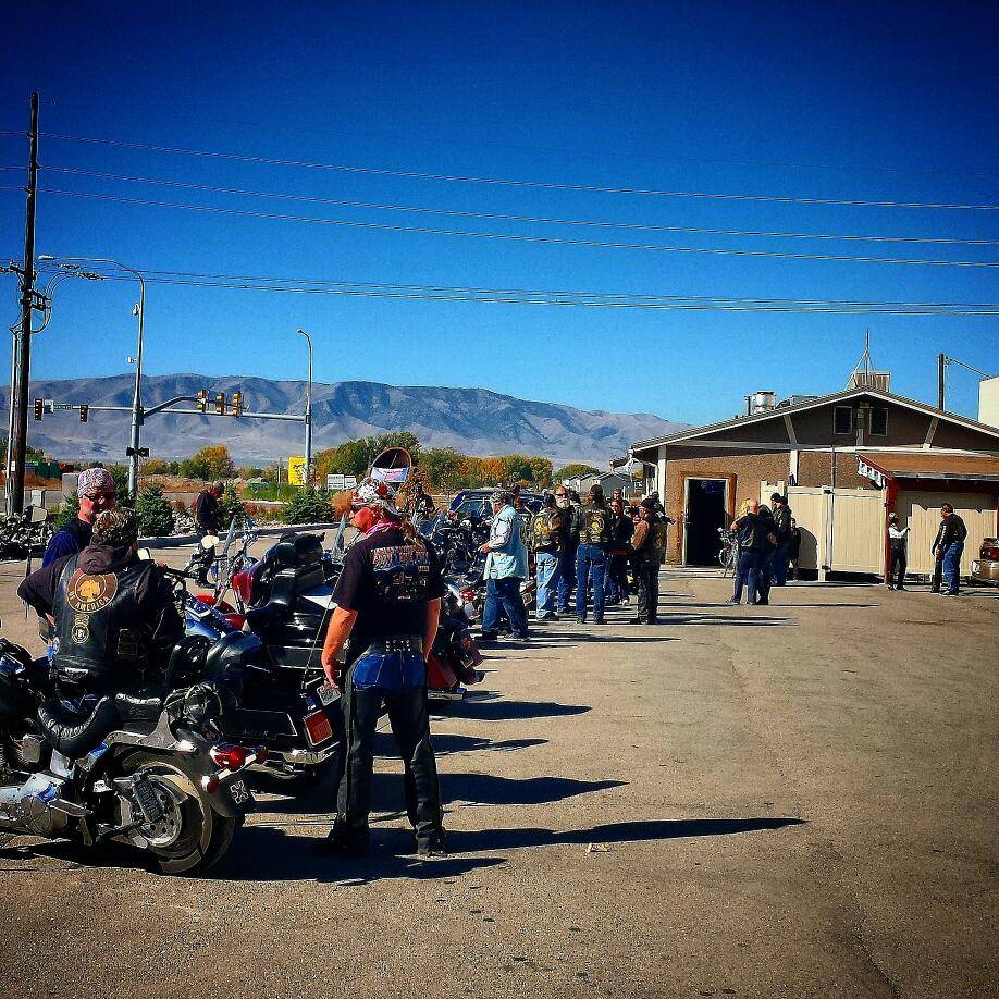 Our Bar Tavern aka Hitching Post | restaurant | 30 Geneva Rd, Orem, UT 84057, USA | 8012263277 OR +1 801-226-3277