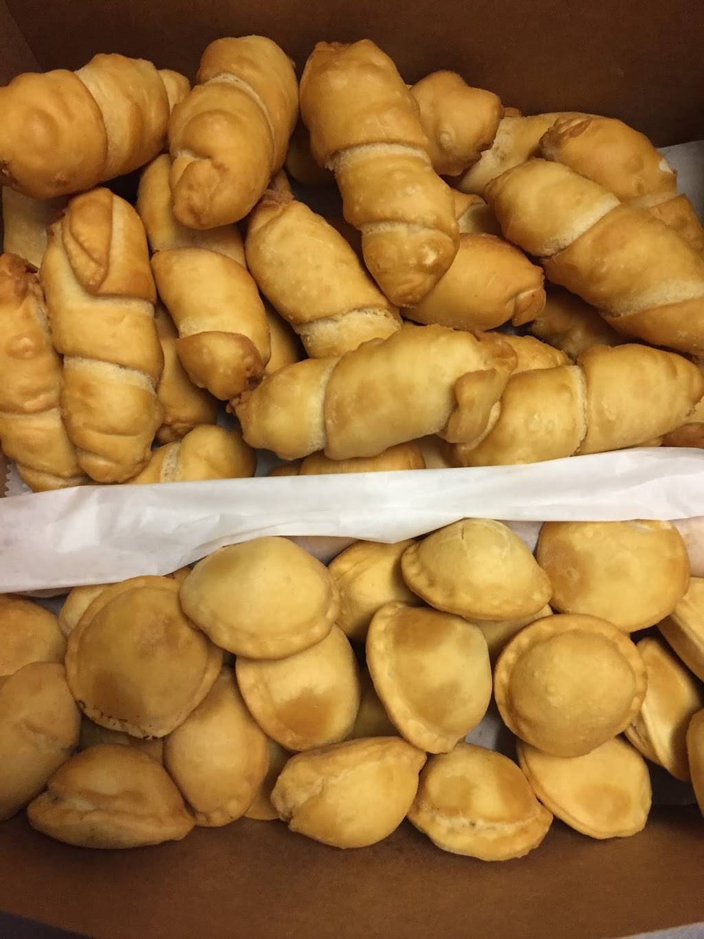 Pastelitos Papichys Tampa | restaurant | Unnamed Road, Tampa, FL 33634, USA | 8135919587 OR +1 813-591-9587