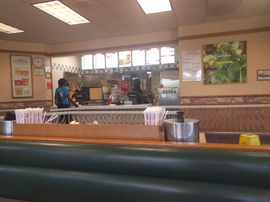 Wendys | restaurant | 2049 Milwaukee Ave, Burlington, WI 53105, USA | 2625347900 OR +1 262-534-7900