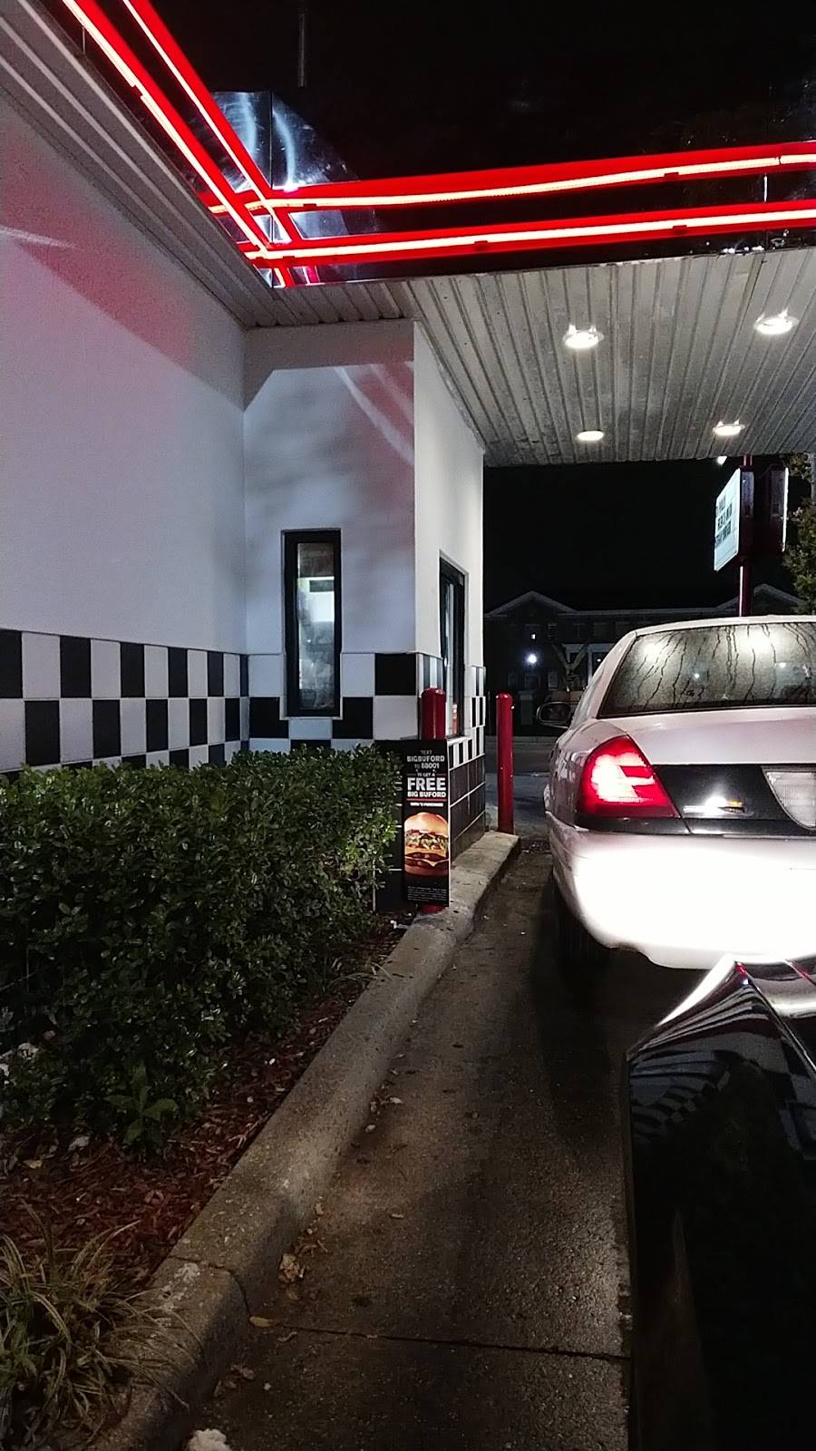 Checkers | restaurant | 2806 Hardy St, Hattiesburg, MS 39401, USA | 6012619931 OR +1 601-261-9931