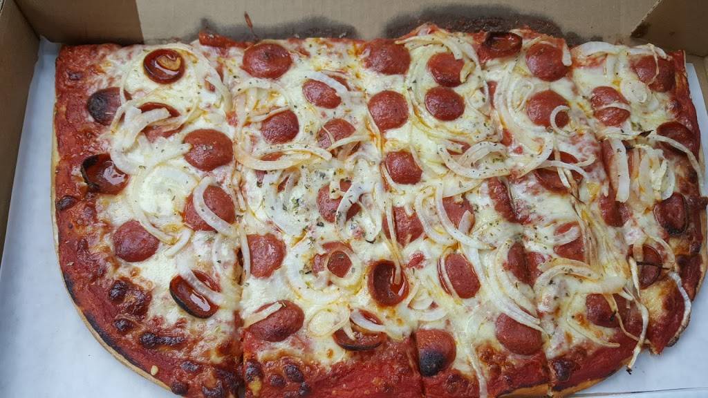 Leonardis Pizzeria Inc. | restaurant | 614 Grover Cleveland Hwy, Amherst, NY 14226, USA | 7168358700 OR +1 716-835-8700