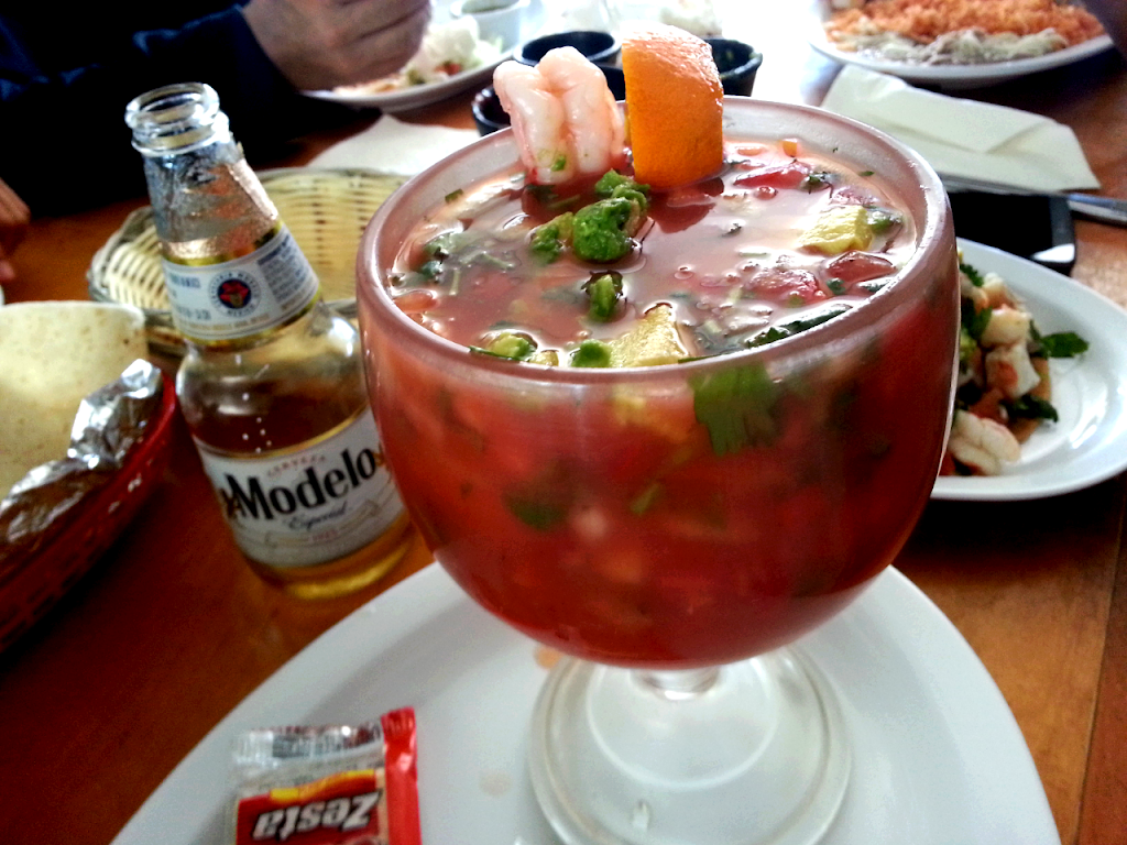 El Baja Chef | restaurant | 102 International Boardwalk, Redondo Beach, CA 90277, USA | 3103183472 OR +1 310-318-3472