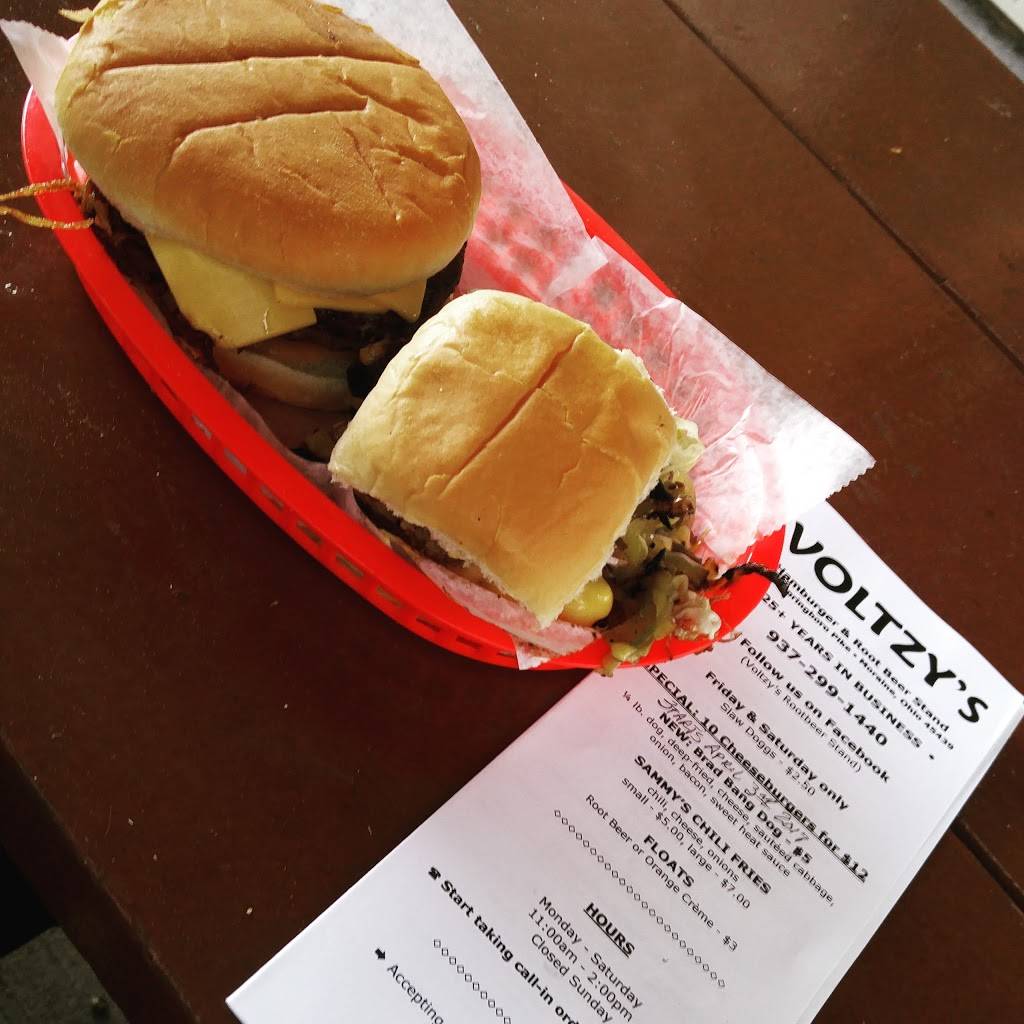 Voltzys Rootbeer Stand | restaurant | 4668 N Springboro Pike, Moraine, OH 45439, USA | 9372991440 OR +1 937-299-1440