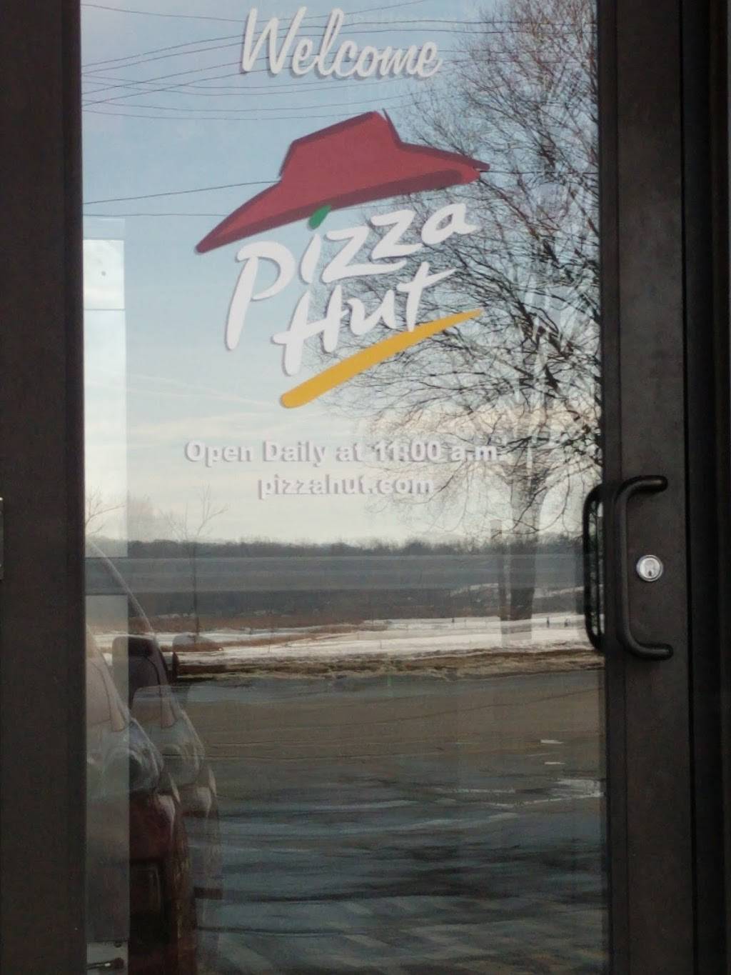 Pizza Hut | restaurant | 1438 Northport Dr, Madison, WI 53704, USA | 6082449099 OR +1 608-244-9099