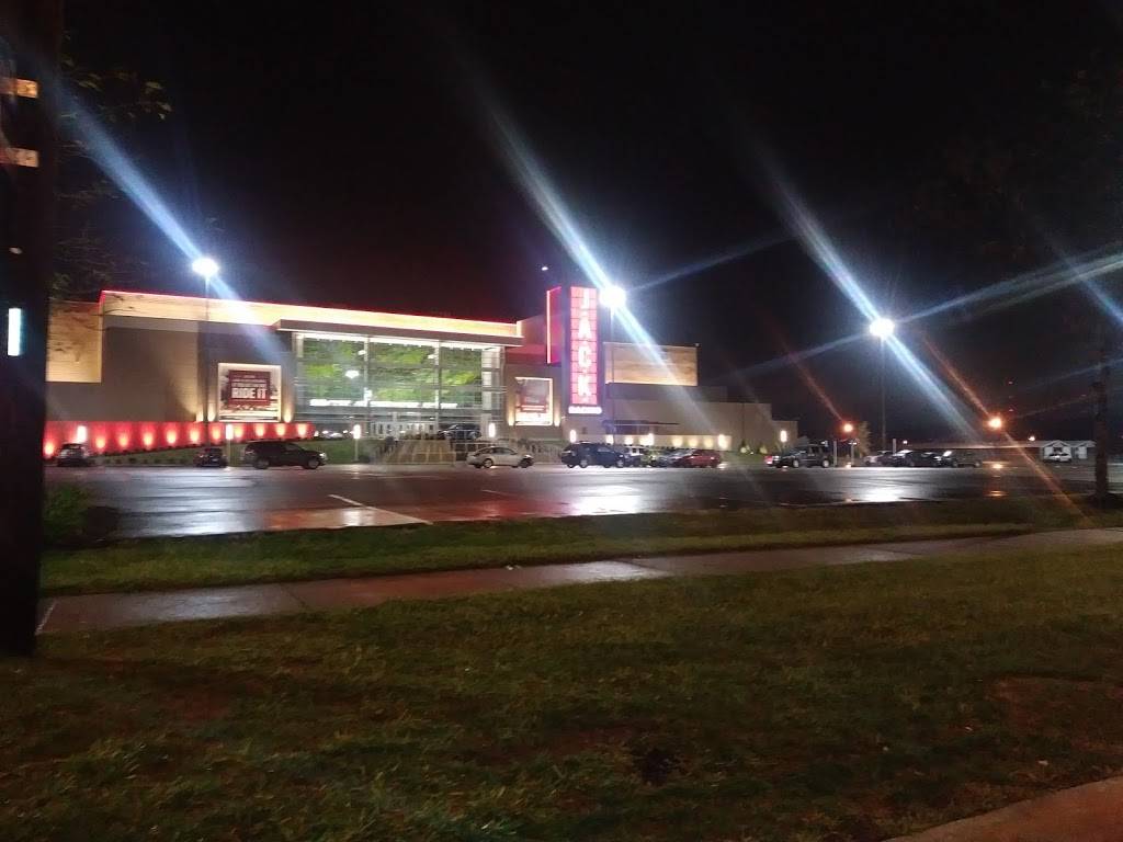 JACK Thistledown Racino | restaurant | 21501 Emery Rd, North Randall, OH 44128, USA | 2166628600 OR +1 216-662-8600