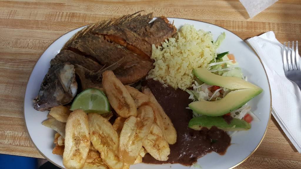 Nora Restaurant | restaurant | 5673 15th St E, Bradenton, FL 34203, USA | 9417552260 OR +1 941-755-2260