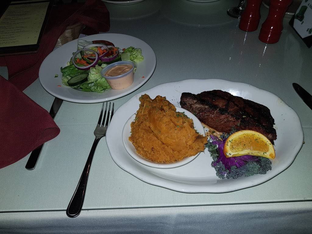 The Steakhouse at Christmas Island | cafe | 644 Weirs Blvd, Laconia, NH 03246, USA | 6035278401 OR +1 603-527-8401