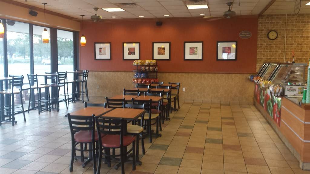 Subway | meal takeaway | 790 Memorial Hwy Suite, Street A, Picayune, MS 39466, USA | 6017499488 OR +1 601-749-9488