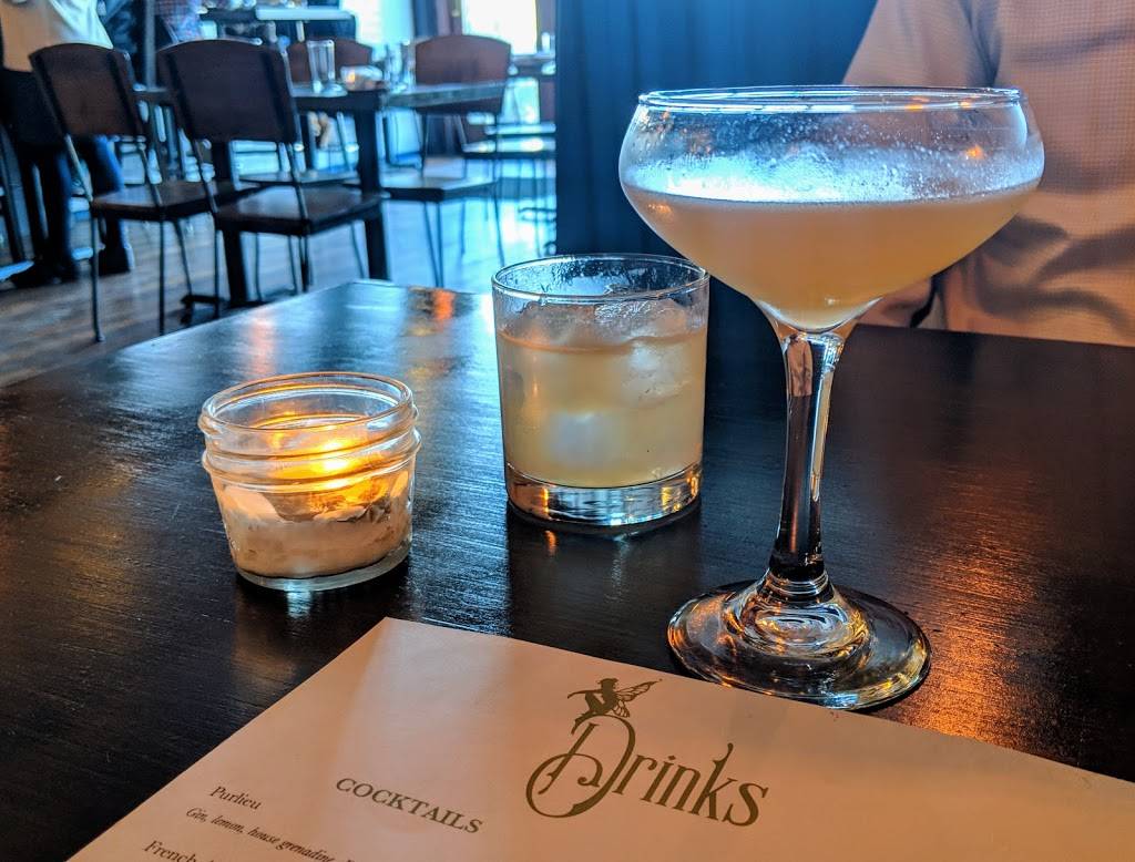 Bar Purlieu | restaurant | 1530 Willamette St, Eugene, OR 97401, USA | 4582017044 OR +1 458-201-7044