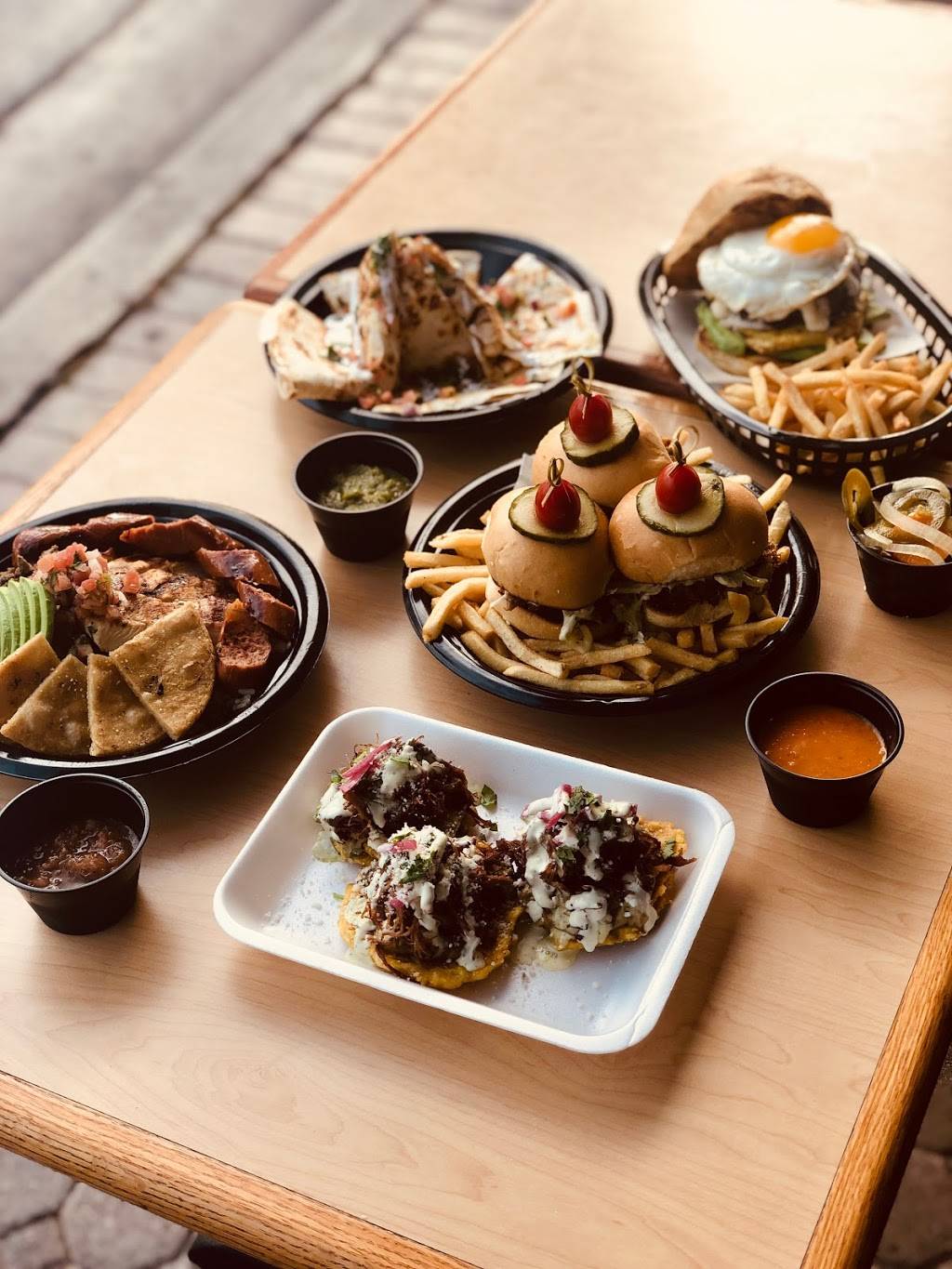 Bohemian Latin Grill | restaurant | 3341 NE 32nd St, Fort Lauderdale, FL 33308, USA | 9548095878 OR +1 954-809-5878