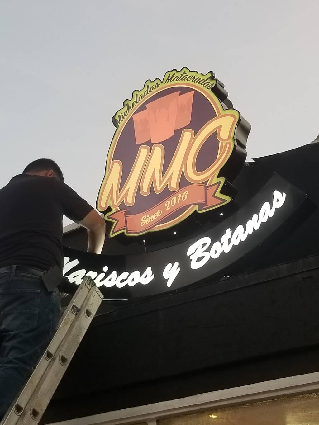 Micheladas Matacrudas | restaurant | 4420 Firestone Blvd, South Gate, CA 90280, USA | 3238956531 OR +1 323-895-6531