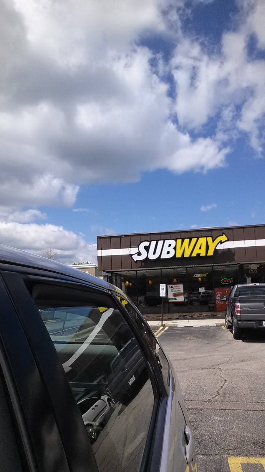 Subway Restaurants | restaurant | 1708 W Wise Rd, Schaumburg, IL 60193, USA | 8478918200 OR +1 847-891-8200
