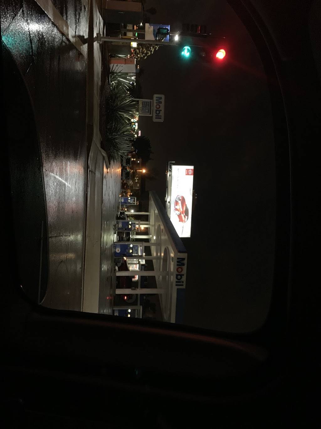 KEARNY MESA MOBIL | restaurant | 8380 Clairemont Mesa Blvd, San Diego, CA 92111, USA | 8582799343 OR +1 858-279-9343