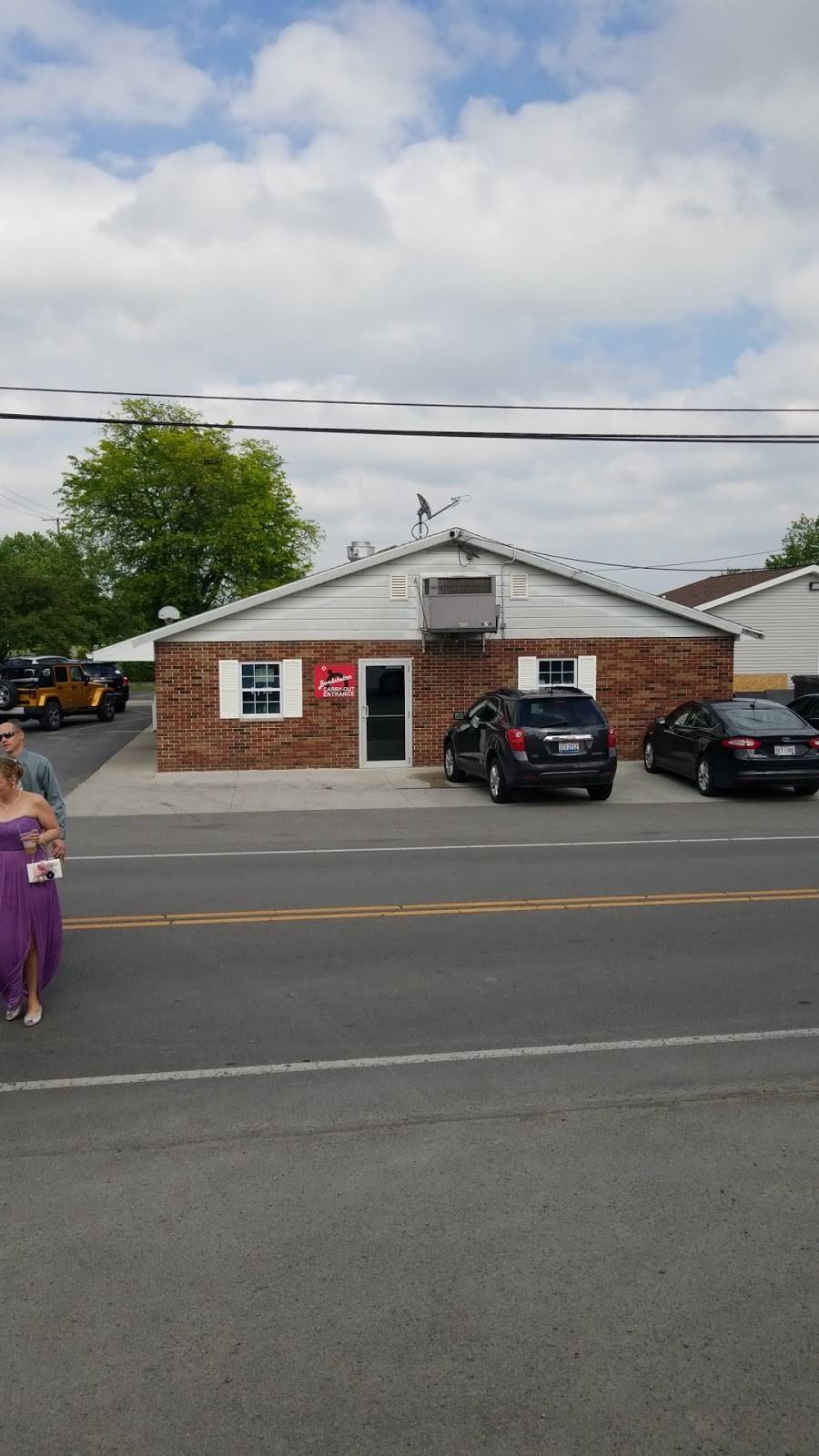 Bombshelter Carry Out & Bar | restaurant | 100 Ottawa-Glandorf Rd, Ottawa, OH 45875, USA | 4195386301 OR +1 419-538-6301