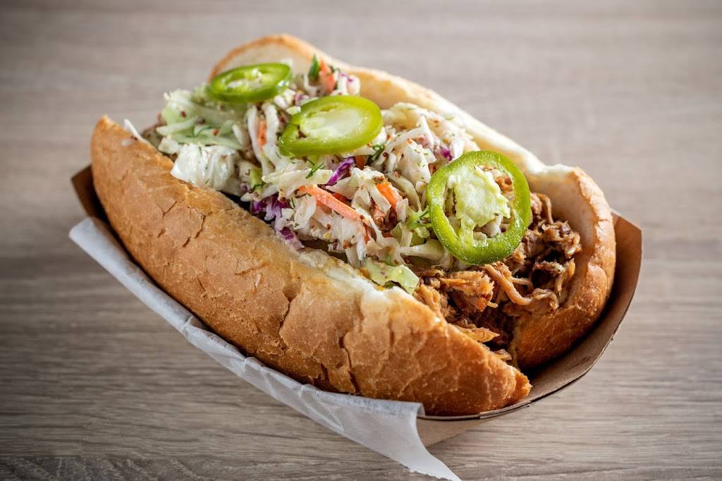 The Fat Shallot Lincoln Park | restaurant | 2468 N Clark St, Chicago, IL 60614, USA | 7736616335 OR +1 773-661-6335