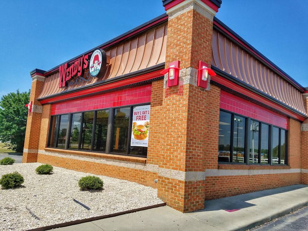 Wendys | restaurant | 900 Market Dr, Emporia, VA 23847, USA | 4343480274 OR +1 434-348-0274