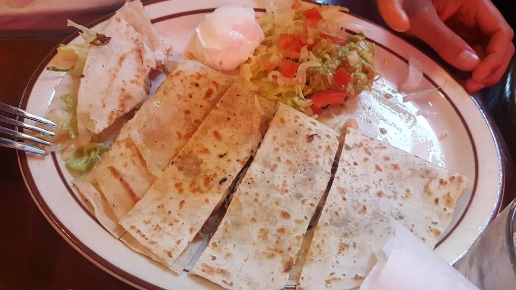 Avilas El Ranchito | restaurant | 2101 Placentia Ave, Costa Mesa, CA 92627, USA | 9496421142 OR +1 949-642-1142