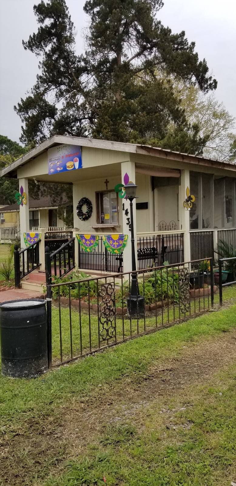 Reners Snowcone & Snack Shop | restaurant | 1435 Martin Luther King Dr, Jeanerette, LA 70544, USA | 3374282332 OR +1 337-428-2332