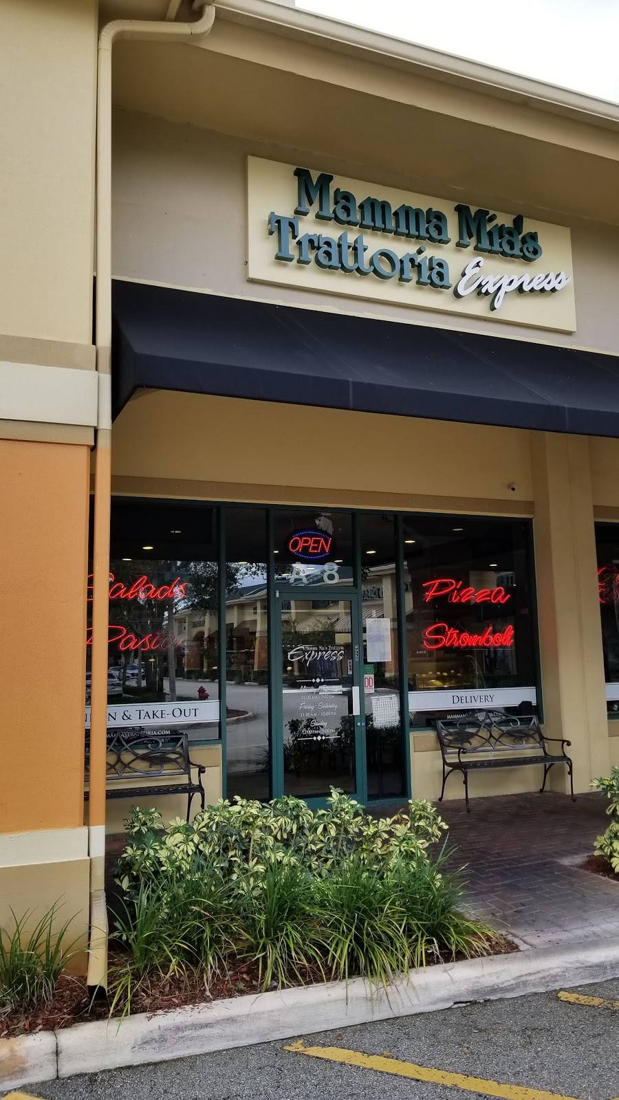 Mamma Mias Trattoria Express | restaurant | 7410 W Boynton Beach Blvd, Boynton Beach, FL 33437, USA | 5615090925 OR +1 561-509-0925