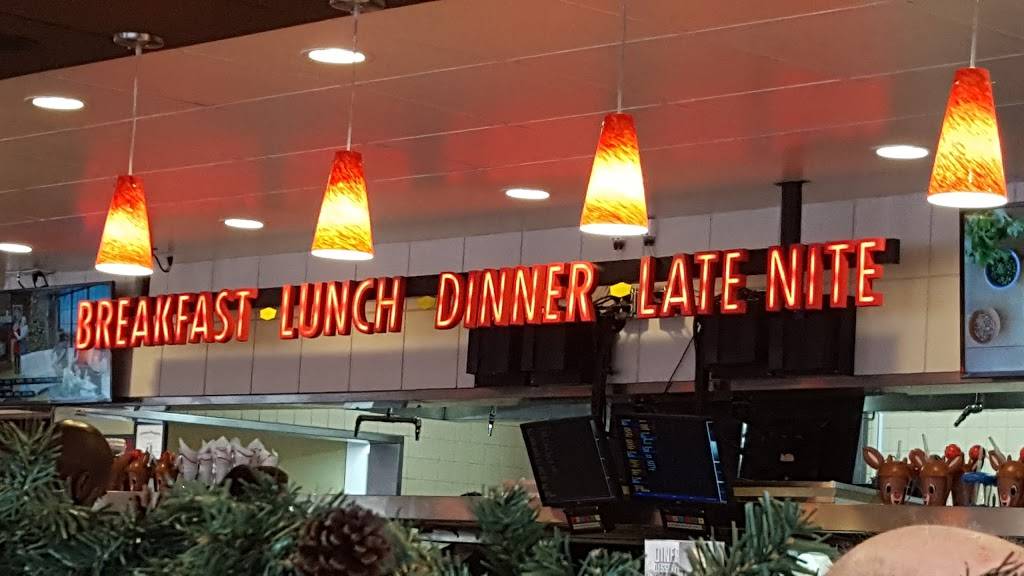 Dennys | restaurant | 2975 Crain Hwy, Waldorf, MD 20601, USA | 3018438280 OR +1 301-843-8280