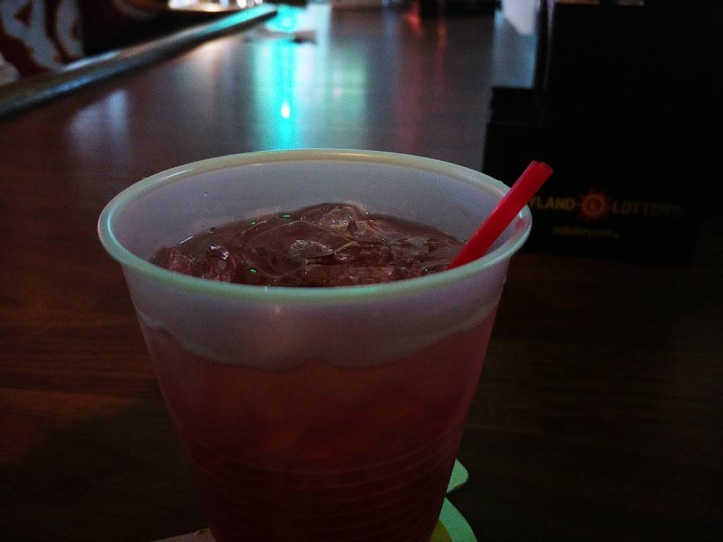 The CORNER LOUNGE | restaurant | 105 Crain Hwy, Upper Marlboro, MD 20774, USA | 3012493841 OR +1 301-249-3841