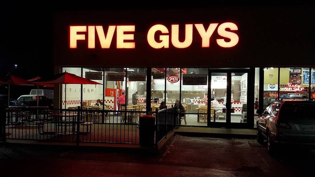 Five Guys | meal takeaway | 1689 Campbell Ln, Bowling Green, KY 42104, USA | 2709044599 OR +1 270-904-4599