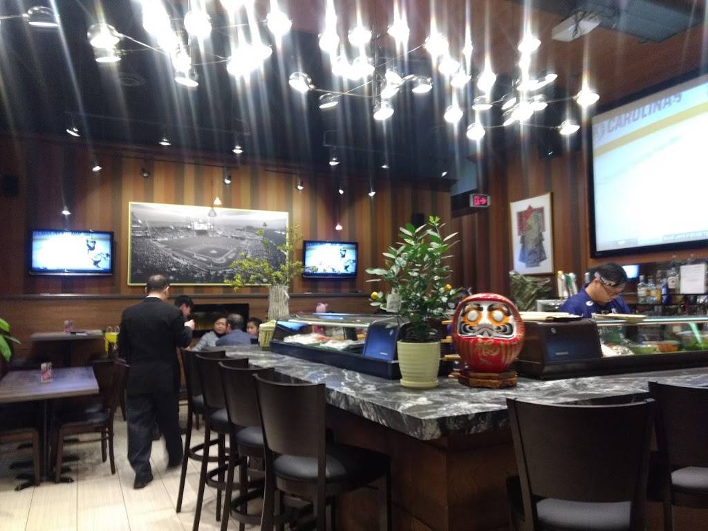 Rain Izakaya Pub | restaurant | 35 Sheppard Ave E, North York, ON M2N 2Z8, Canada | 4169010088 OR +1 416-901-0088