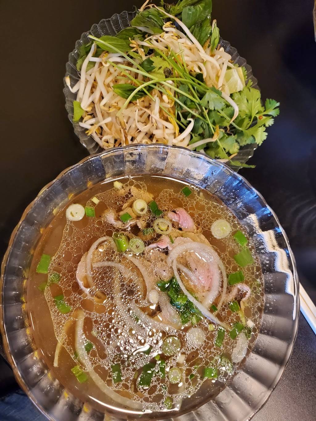 Pho LV | restaurant | 72 Boardman Poland Rd, Youngstown, OH 44512, USA | 3309532222 OR +1 330-953-2222