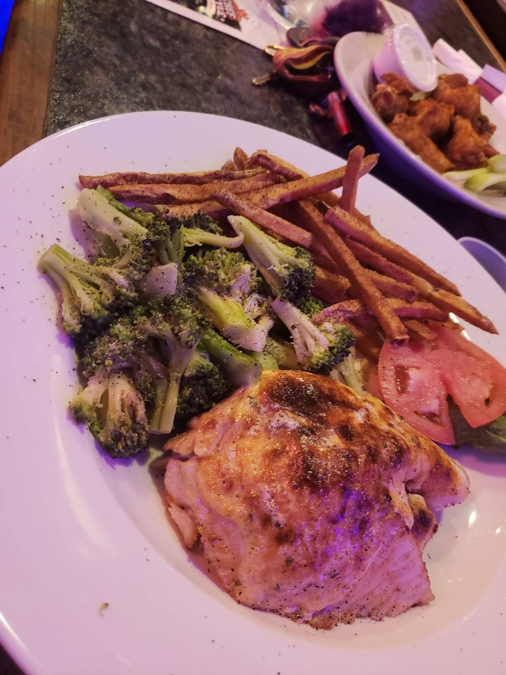 iBar | restaurant | 2118 Maryland Ave, Baltimore, MD 21218, USA | 4437596147 OR +1 443-759-6147