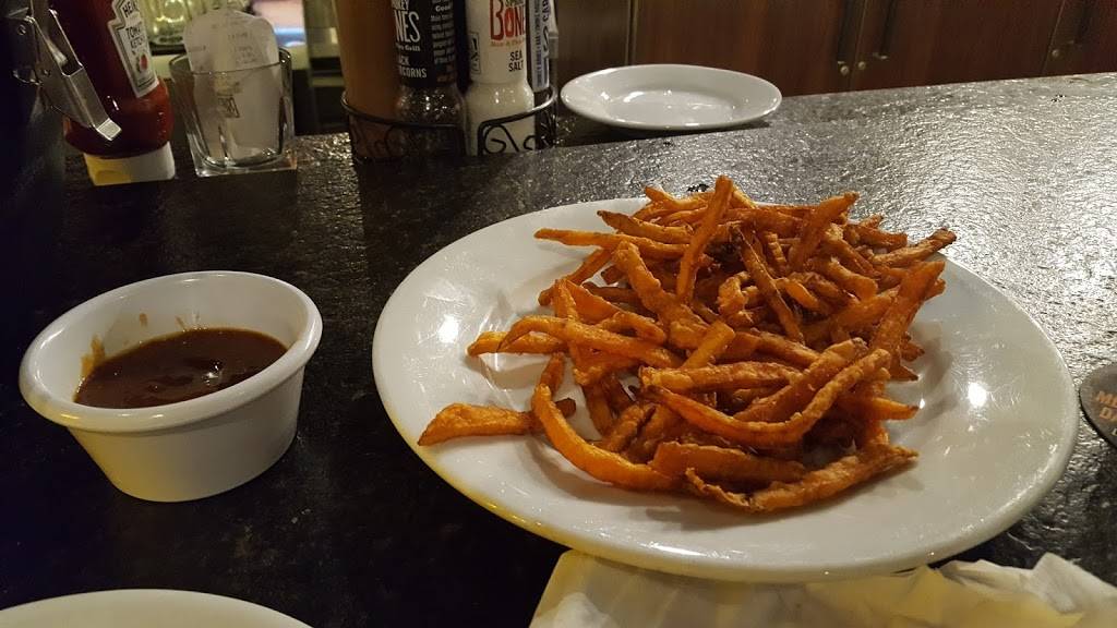 Smokey Bones Bar & Fire Grill | restaurant | 10260 Forest Hill Blvd, Wellington, FL 33414, USA | 5613838240 OR +1 561-383-8240