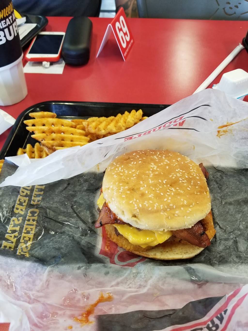 Carls Jr. | restaurant | 4515 E McKellips Rd, Mesa, AZ 85215, USA | 4809859260 OR +1 480-985-9260