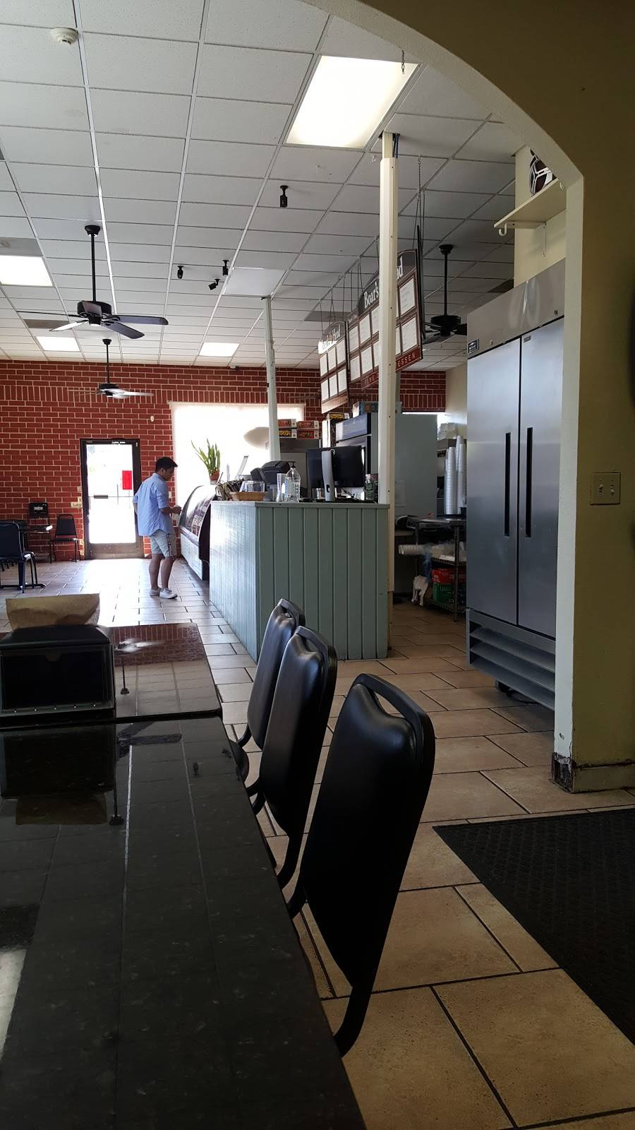 Metropolitan Deli & Grill | restaurant | 1001 E University Ave F-1, Las Cruces, NM 88001, USA | 5755223354 OR +1 575-522-3354