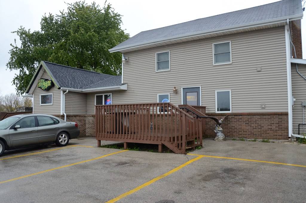 Out Post | restaurant | N4456 US-45, Eden, WI 53019, USA | 9204775700 OR +1 920-477-5700