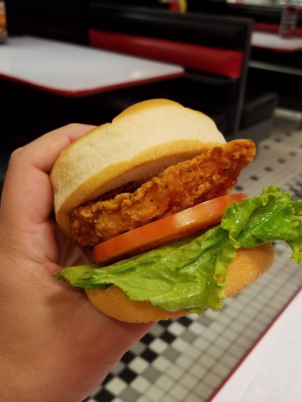 Steak n Shake | restaurant | 8640 Michigan Rd, Indianapolis, IN 46268, USA | 3178723775 OR +1 317-872-3775