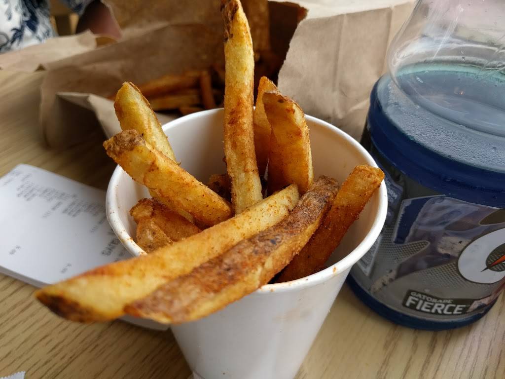 Five Guys | meal takeaway | 2970 W Grant Line Rd, Tracy, CA 95304, USA | 2098338036 OR +1 209-833-8036