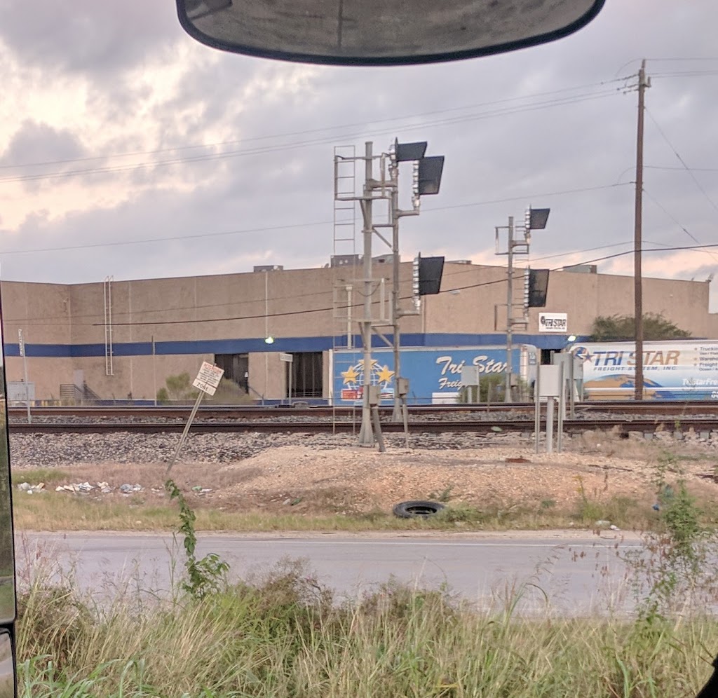 Valero | restaurant | 5303 N McCarty St, Houston, TX 77013, USA | 8322838786 OR +1 832-283-8786