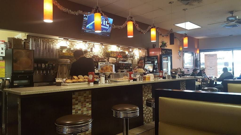 Bay Ridge Diner | meal takeaway | 8017 5th Ave, Brooklyn, NY 11209, USA | 7189210266 OR +1 718-921-0266