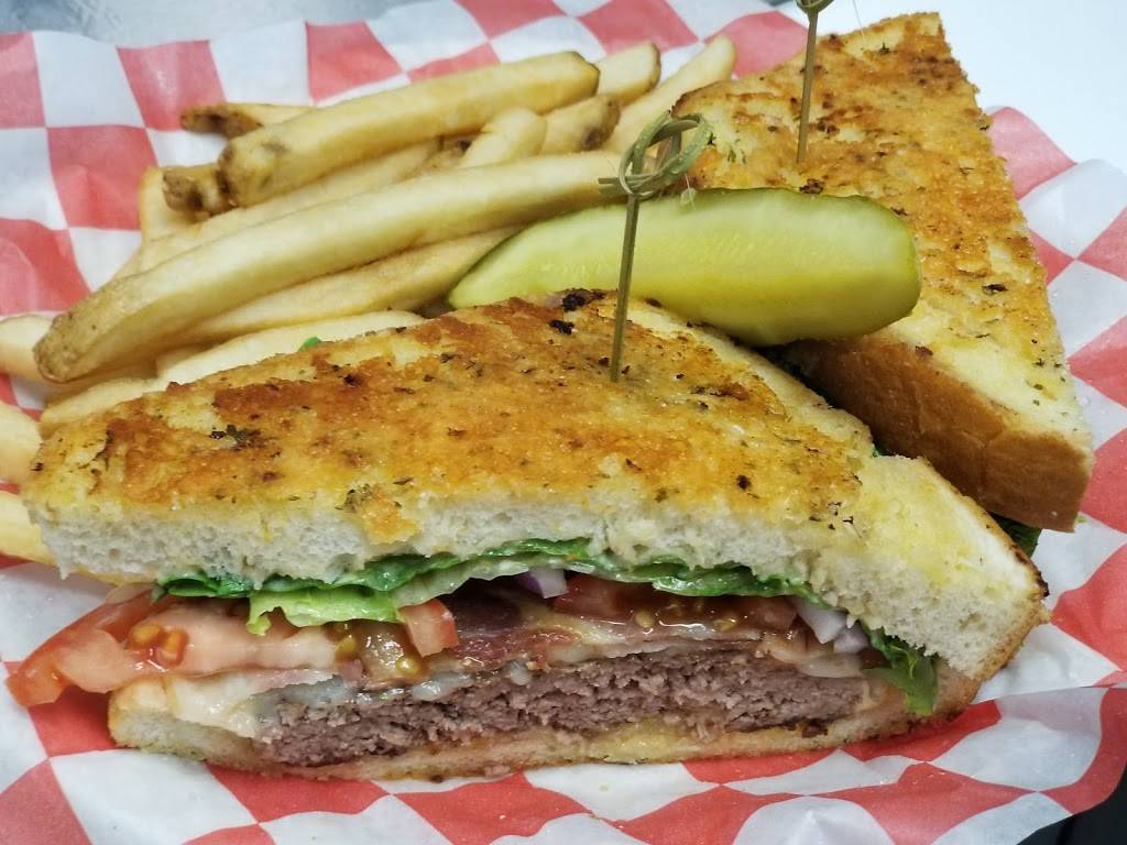 Racks Billards | restaurant | 312 N Mall Entrance Rd, Sanford, FL 32771, USA | 4074497665 OR +1 407-449-7665