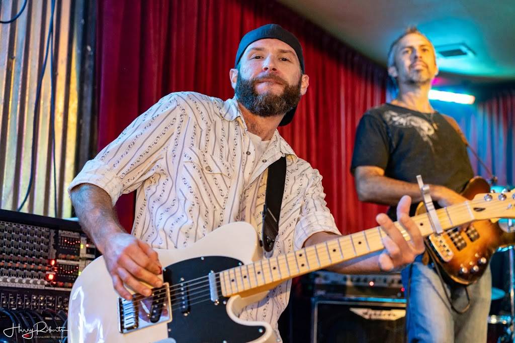 Marshalls Tavern - Pflugerville | restaurant | 113 E Pecan St, Pflugerville, TX 78660, USA | 5122516003 OR +1 512-251-6003