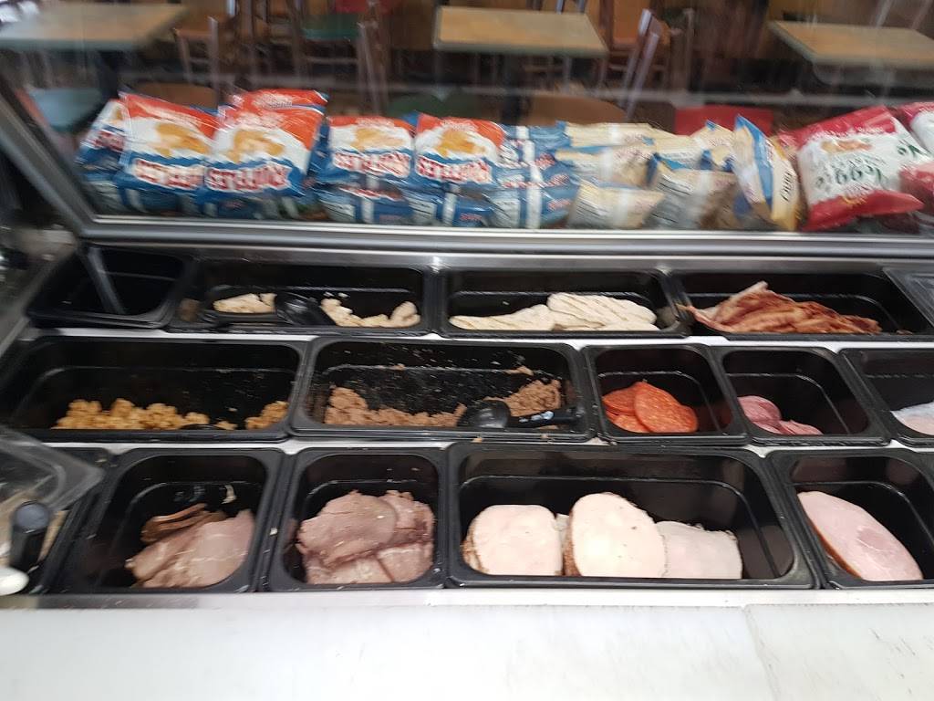 Subway | restaurant | 690 E New Circle Rd, Lexington, KY 40505, USA | 8592554474 OR +1 859-255-4474