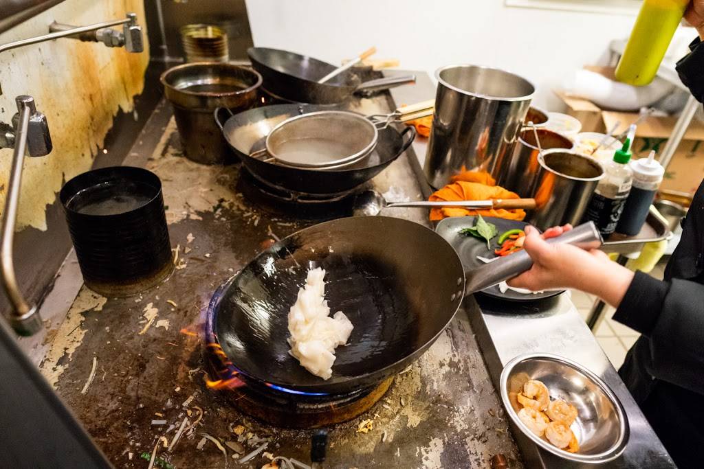 Lil Thai Pin | restaurant | 180 Nassau St, Princeton, NJ 08542, USA | 6092799000 OR +1 609-279-9000