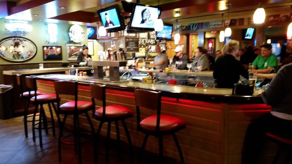 Applebees Grill + Bar | restaurant | 1 Amato Dr, Windham, ME 04062, USA | 2078923574 OR +1 207-892-3574