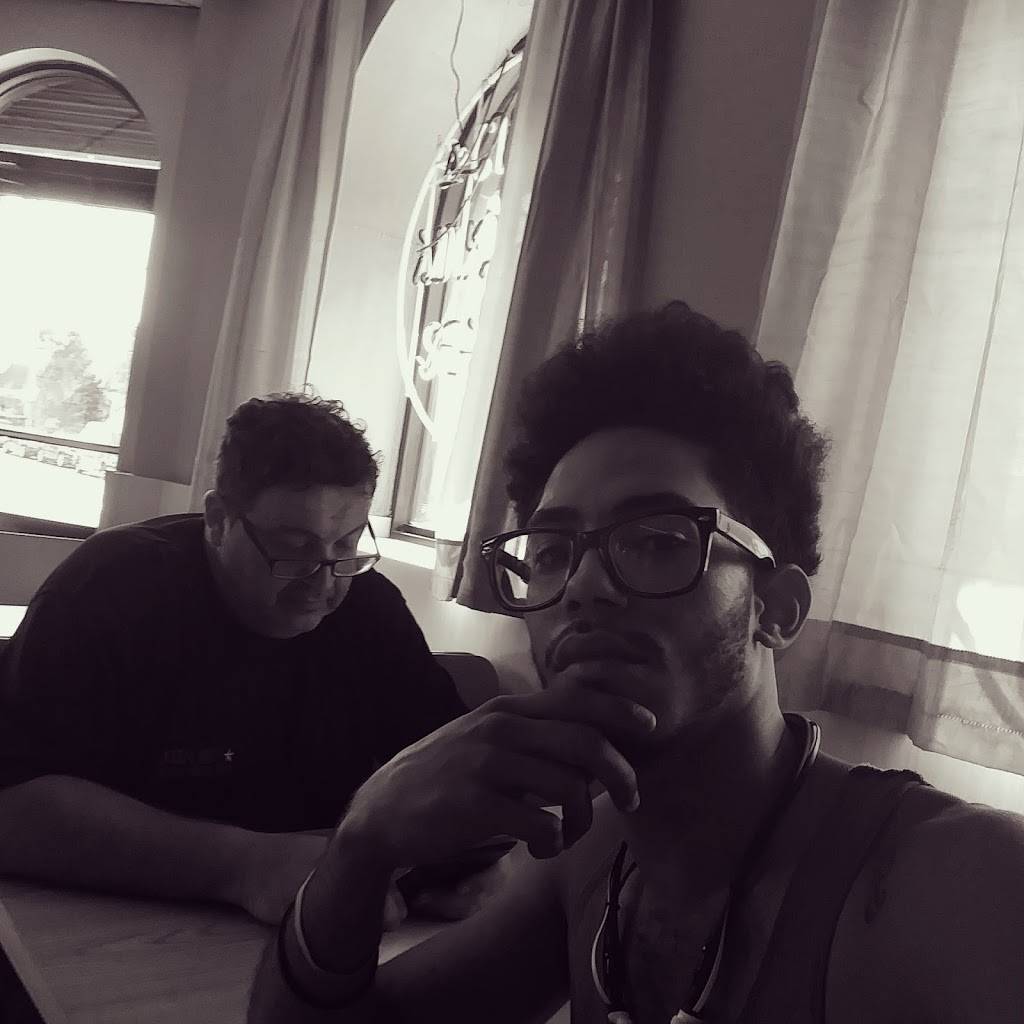 Star Pizza | restaurant | 5801 Torresdale Ave, Philadelphia, PA 19135, USA | 2152891150 OR +1 215-289-1150