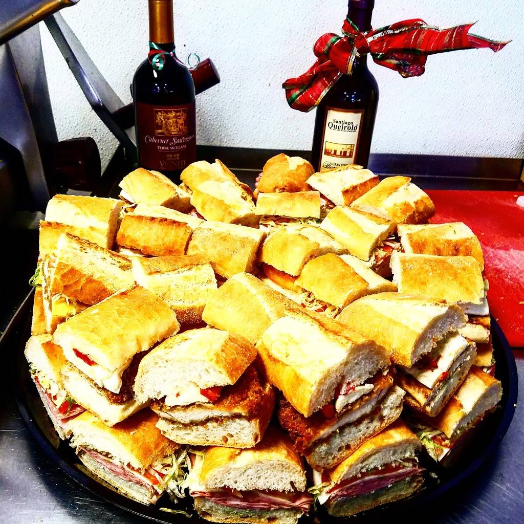 Giovannis Salumeria | restaurant | 666 Broadway, Bayonne, NJ 07002, USA | 2014712405 OR +1 201-471-2405